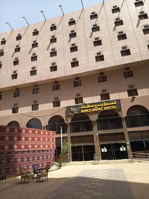 برج الصافات — صورة 15